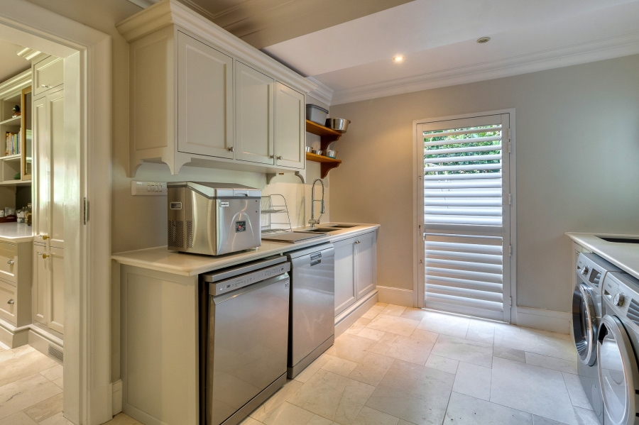 9 Bedroom Property for Sale in Parel Vallei Western Cape